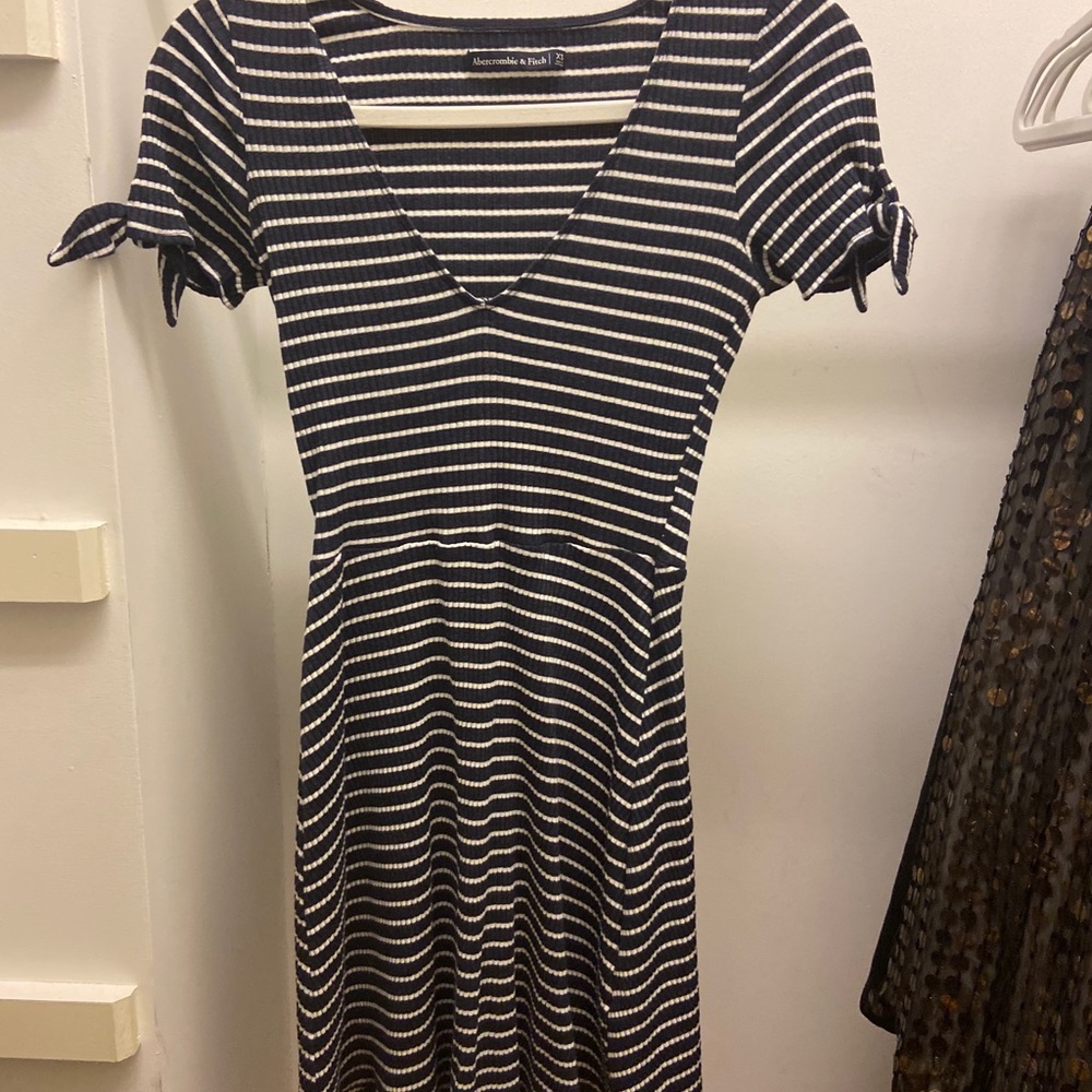 Abercrombie stripped dress